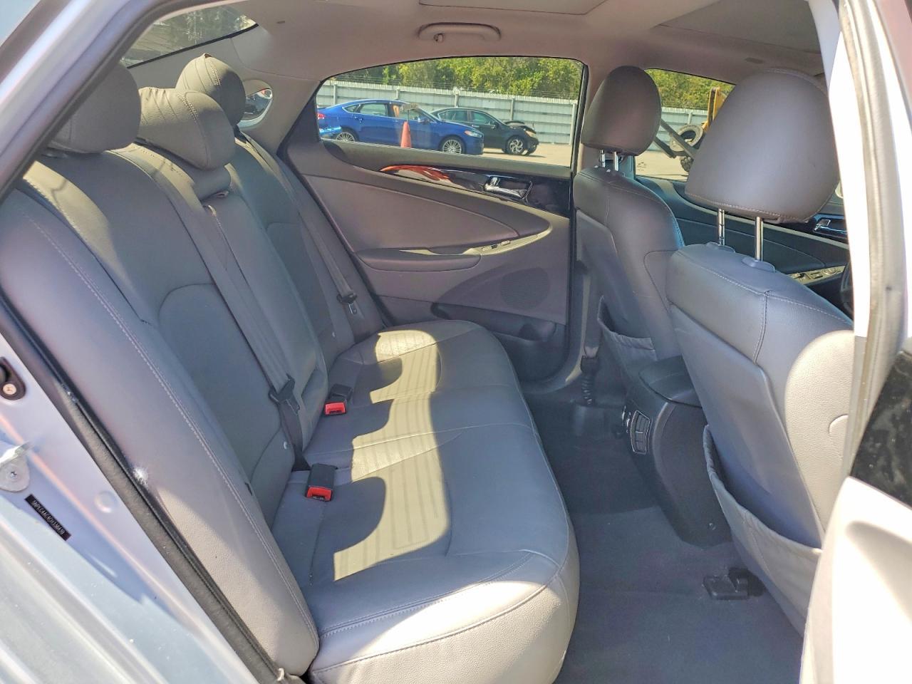 2012 HYUNDAI SONATA