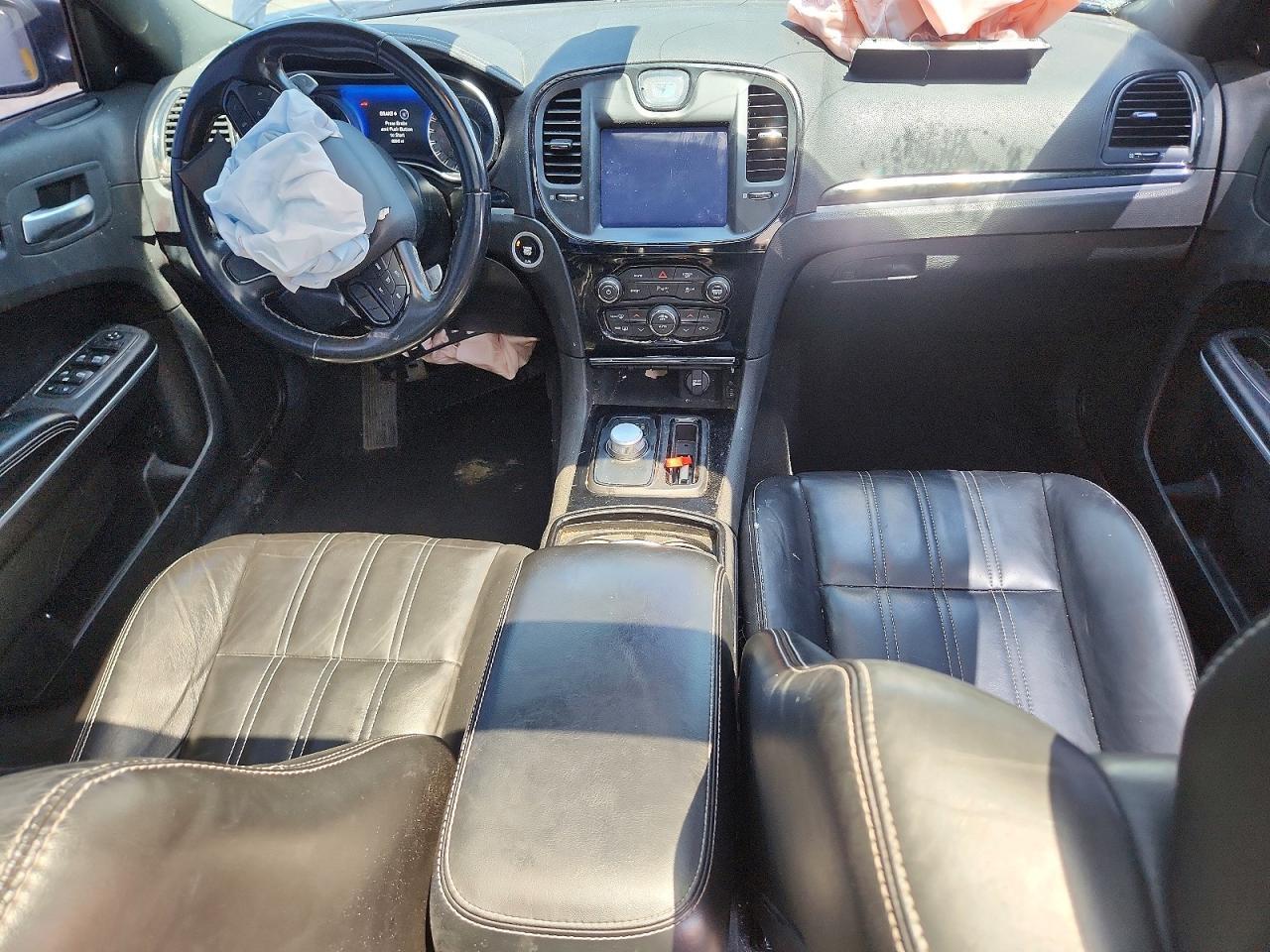 2021 CHRYSLER 300