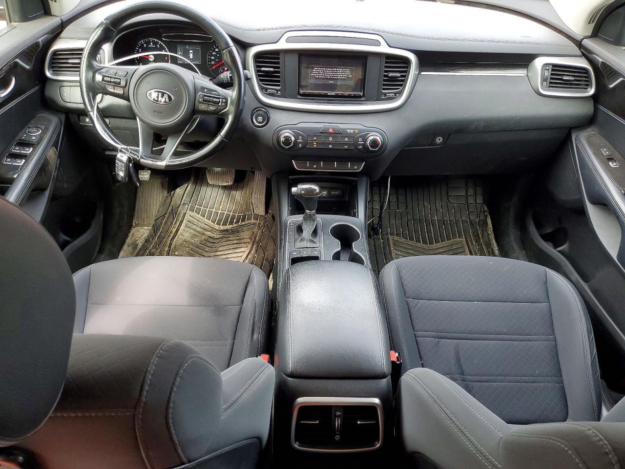 2016 KIA SORENTO