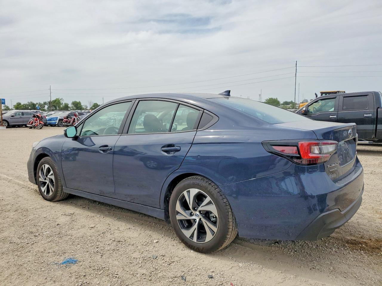 2025 SUBARU Legacy