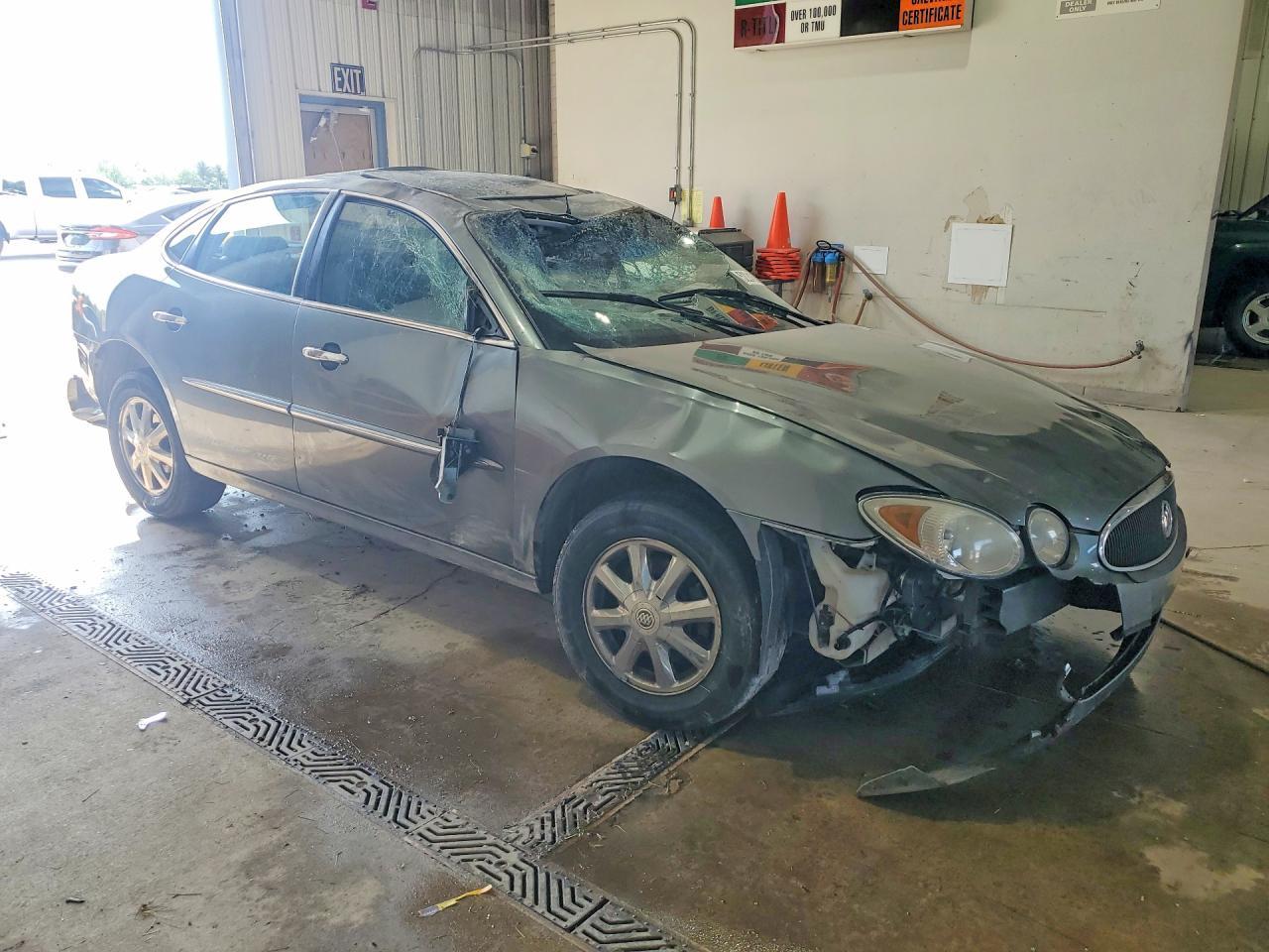 2005 BUICK LACROSSE