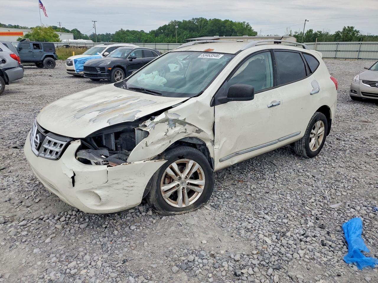 2015 NISSAN ROGUE