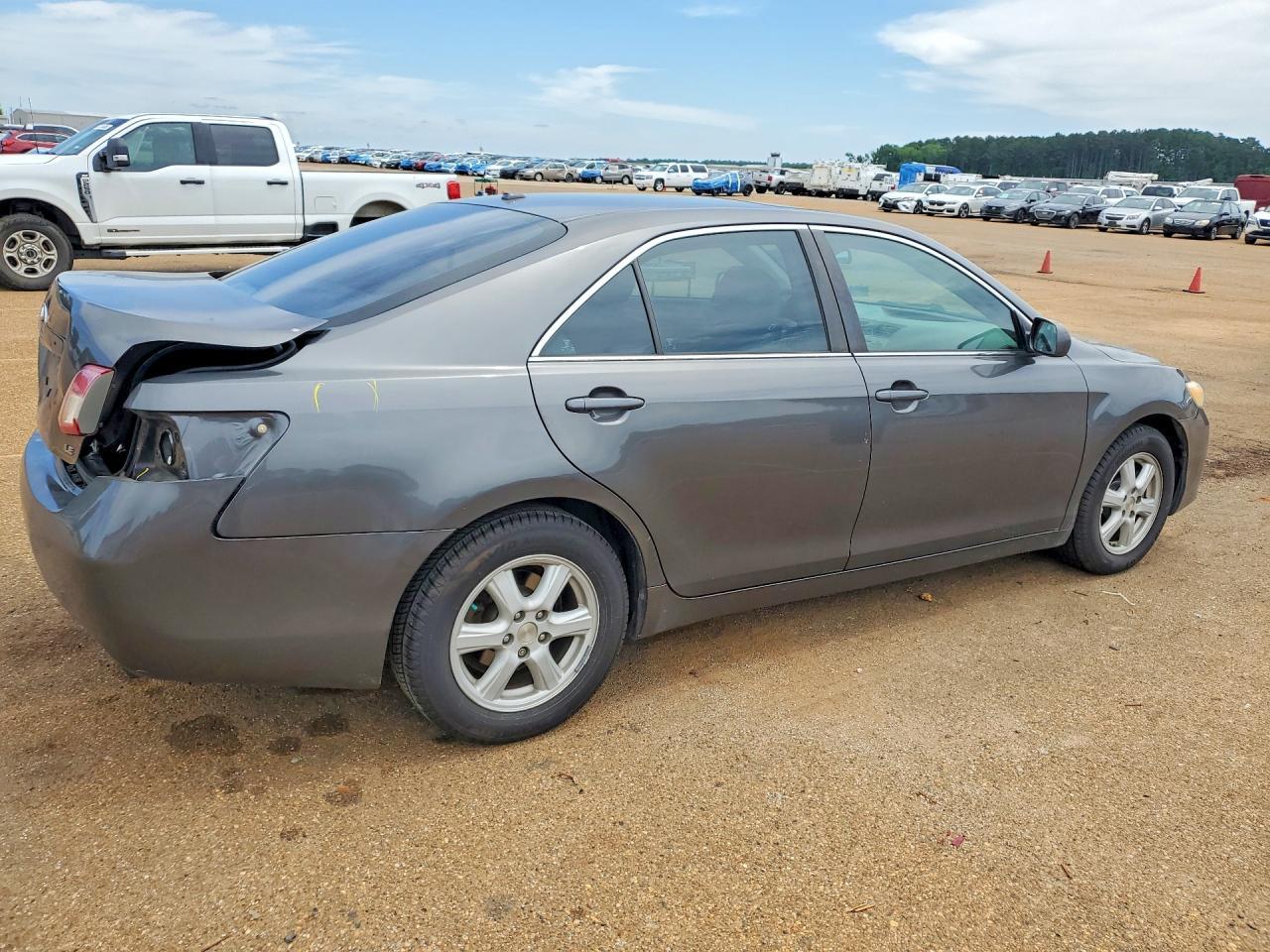2010 TOYOTA CAMRY