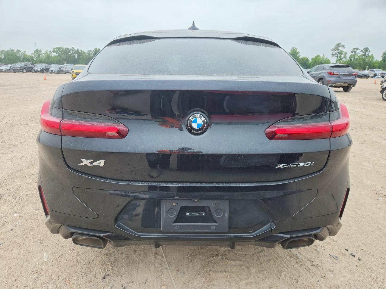 2025 BMW X4