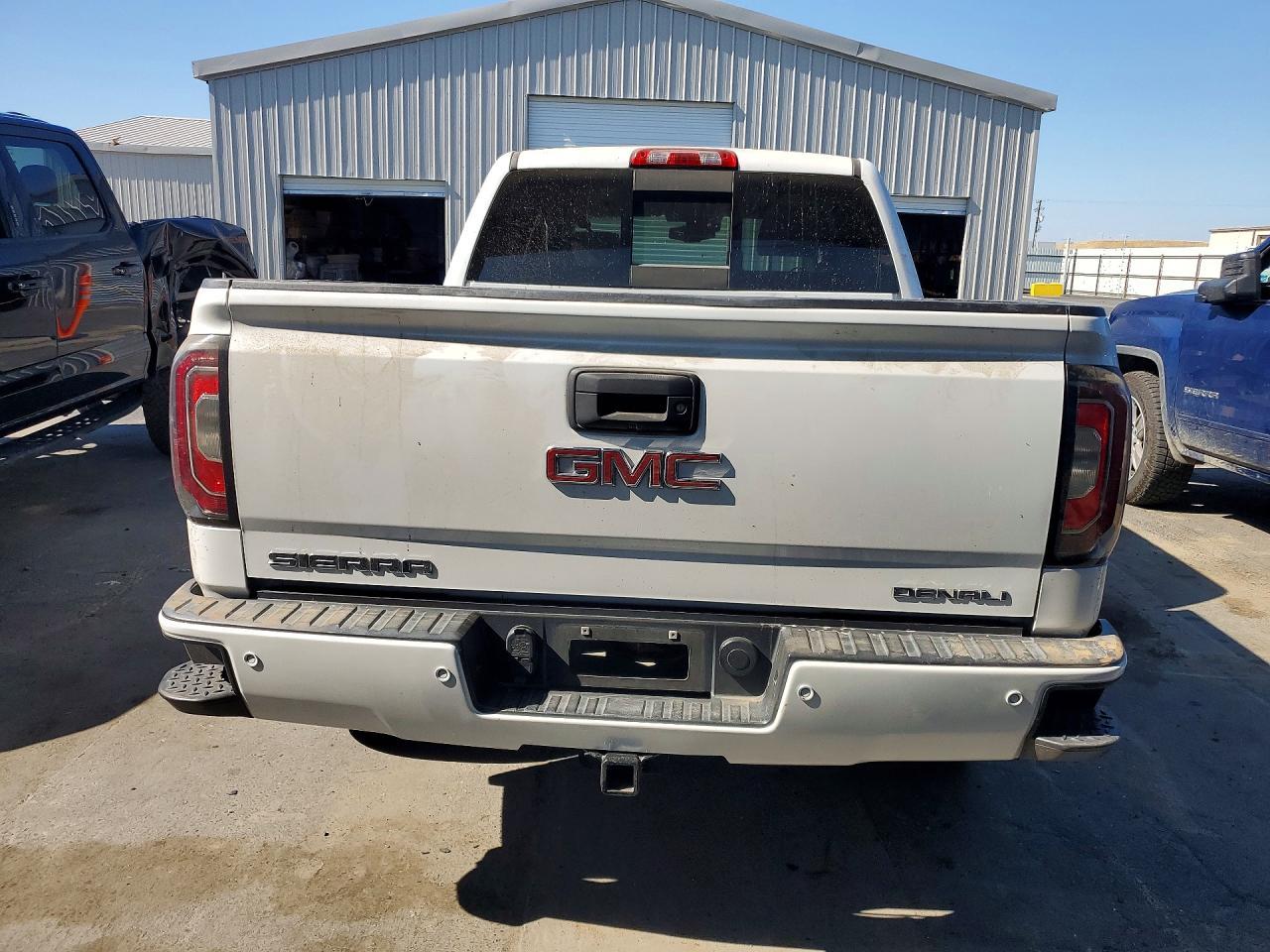 2018 GMC Sierra
