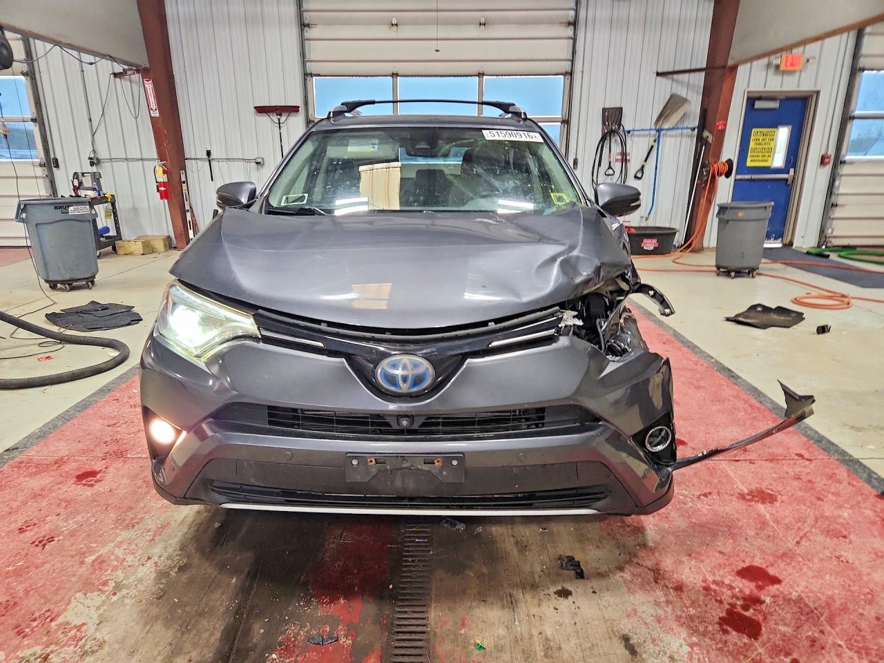 2016 TOYOTA RAV4
