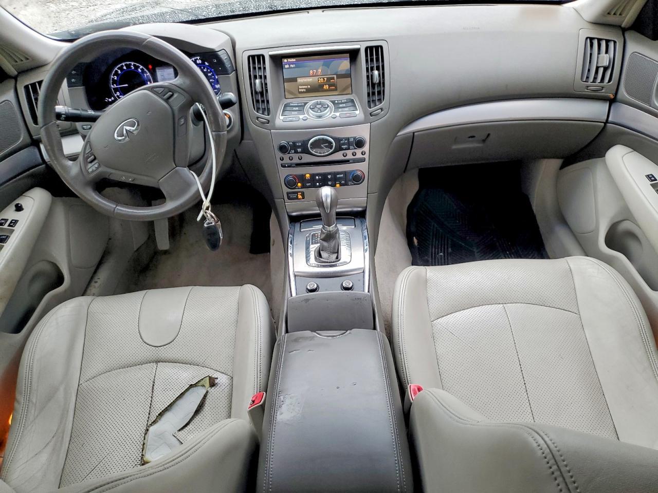 2011 INFINITI G25