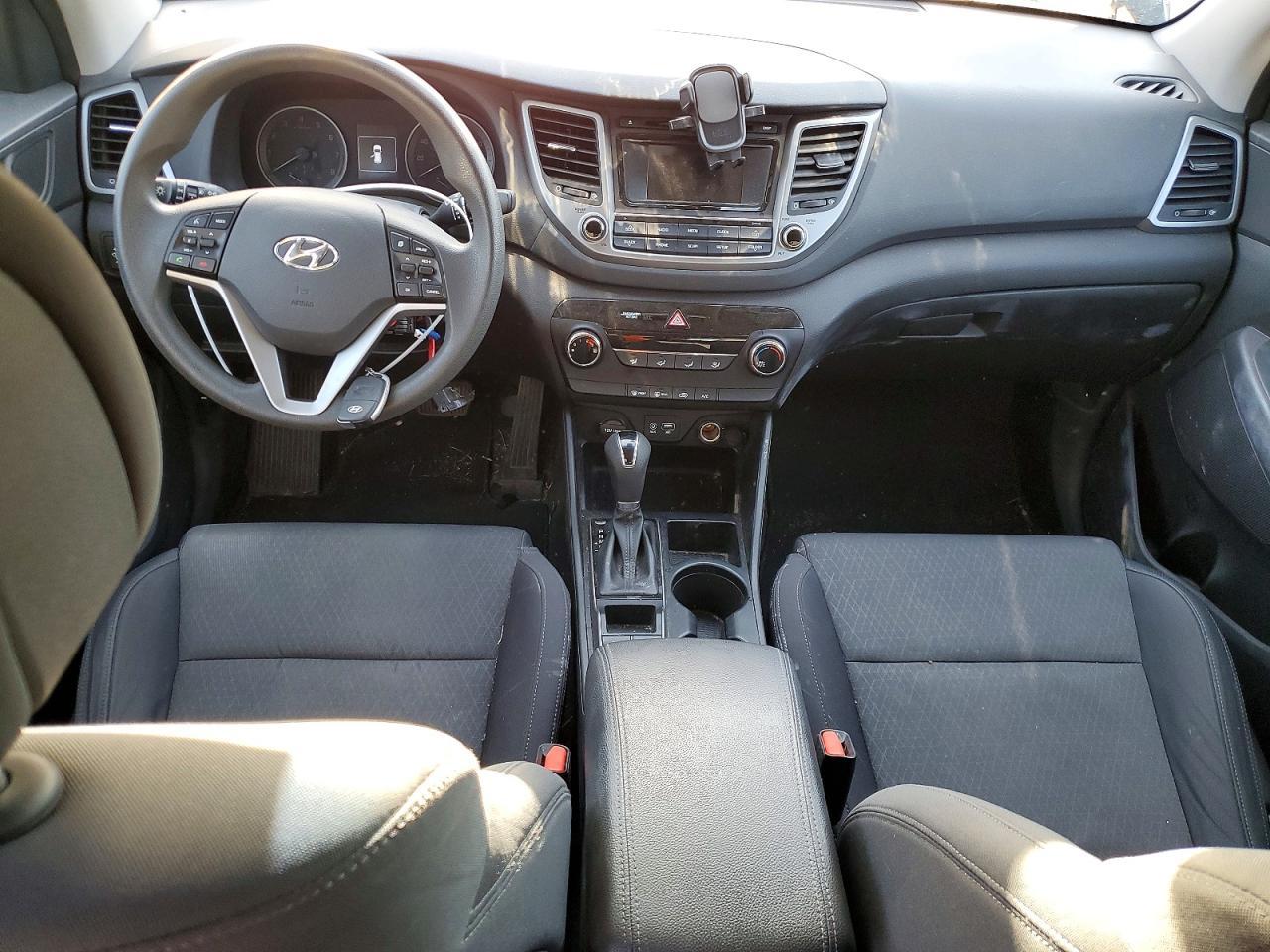 2017 HYUNDAI TUCSON