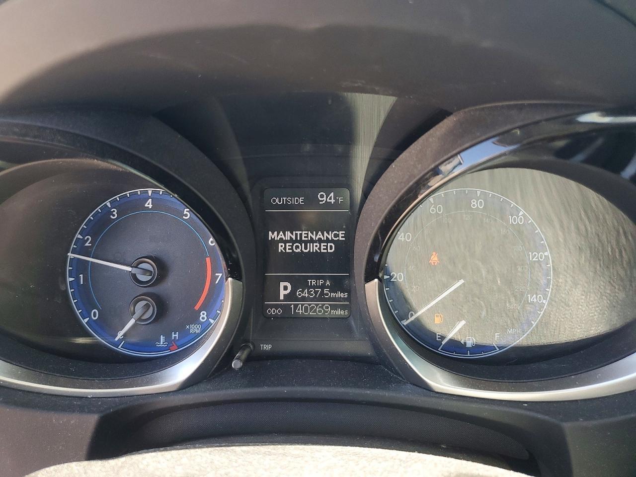 2015 TOYOTA COROLLA
