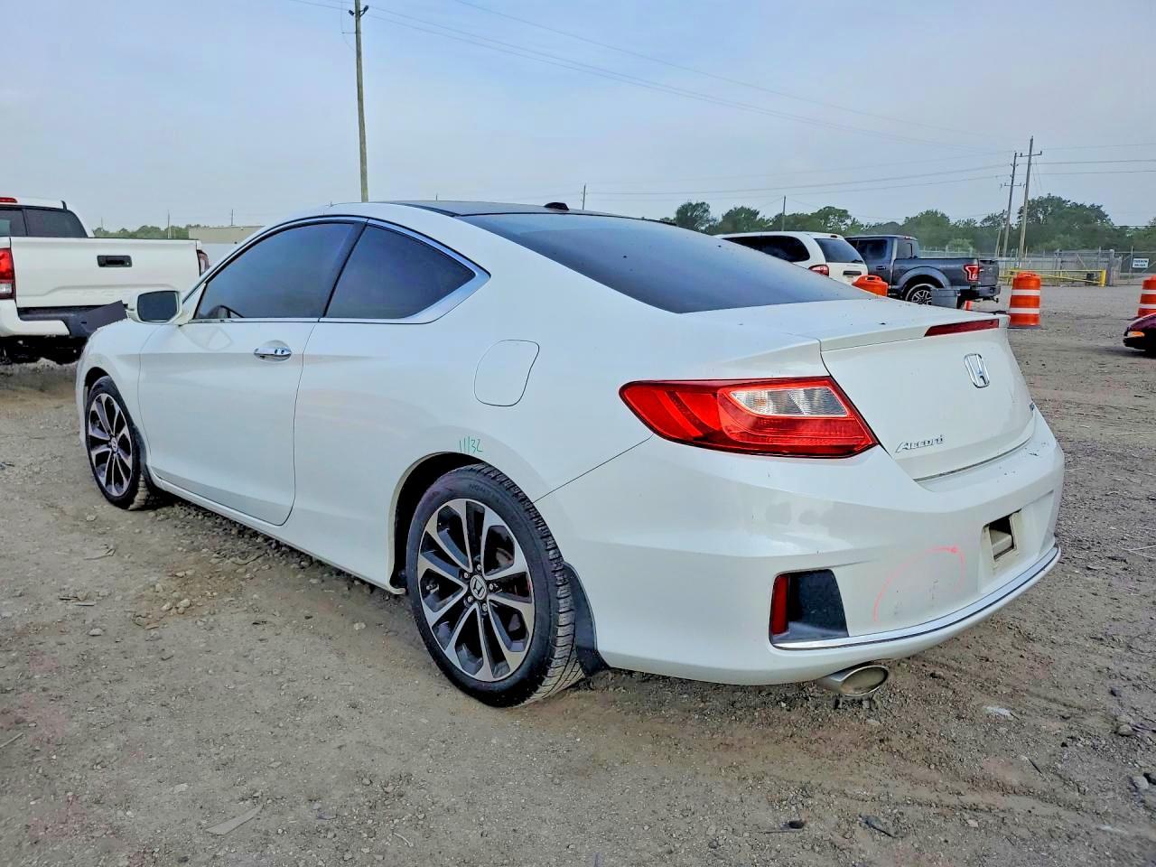 2015 HONDA ACCORD