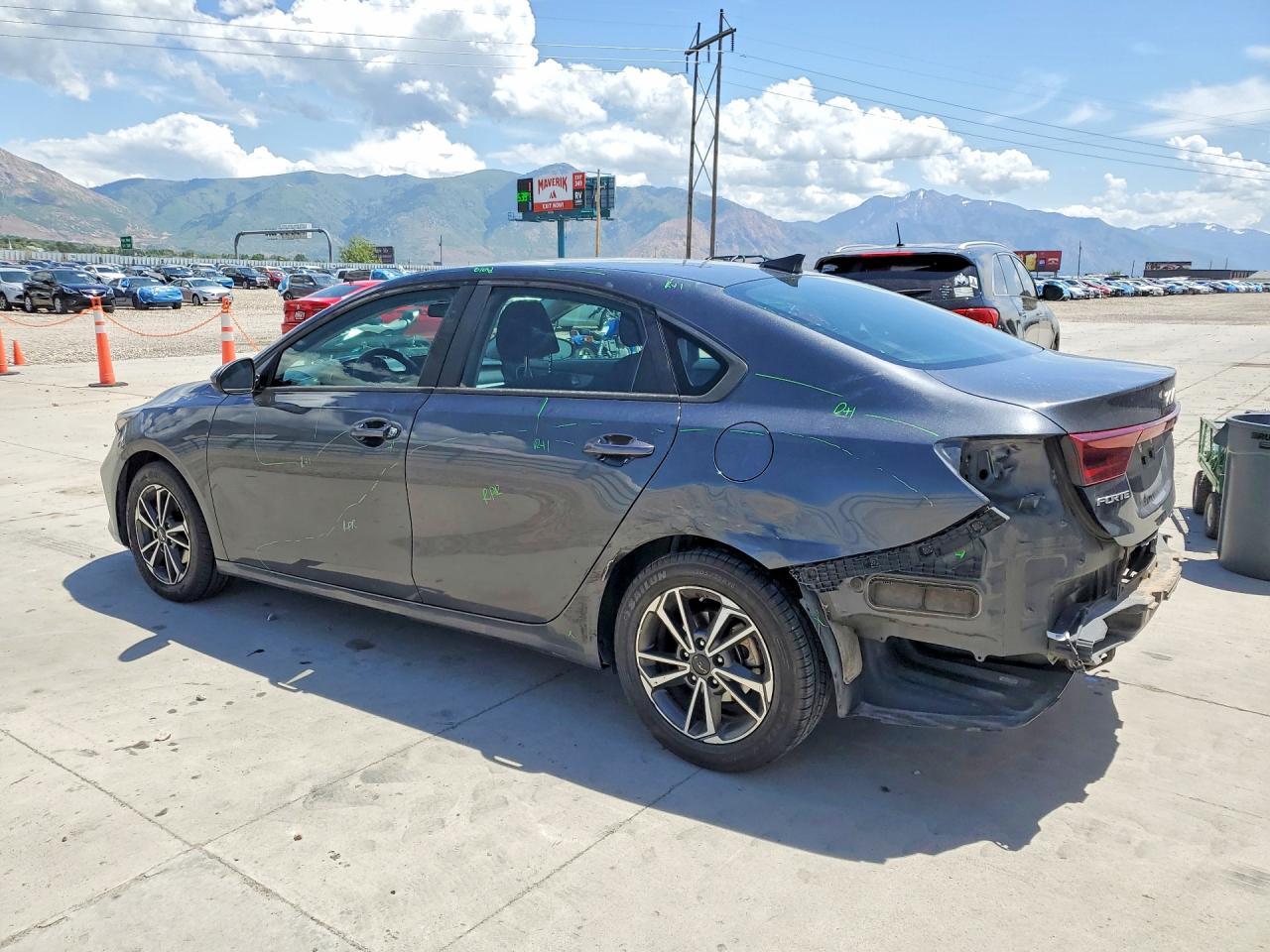 2023 KIA FORTE