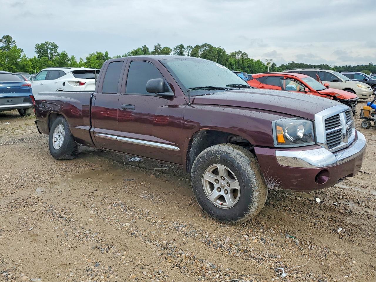 2005 DODGE Dakota