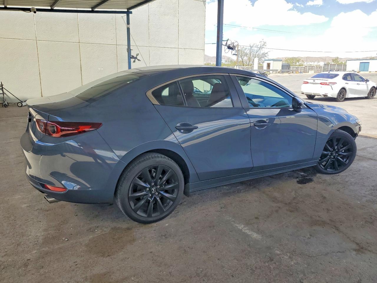 2025 MAZDA 3