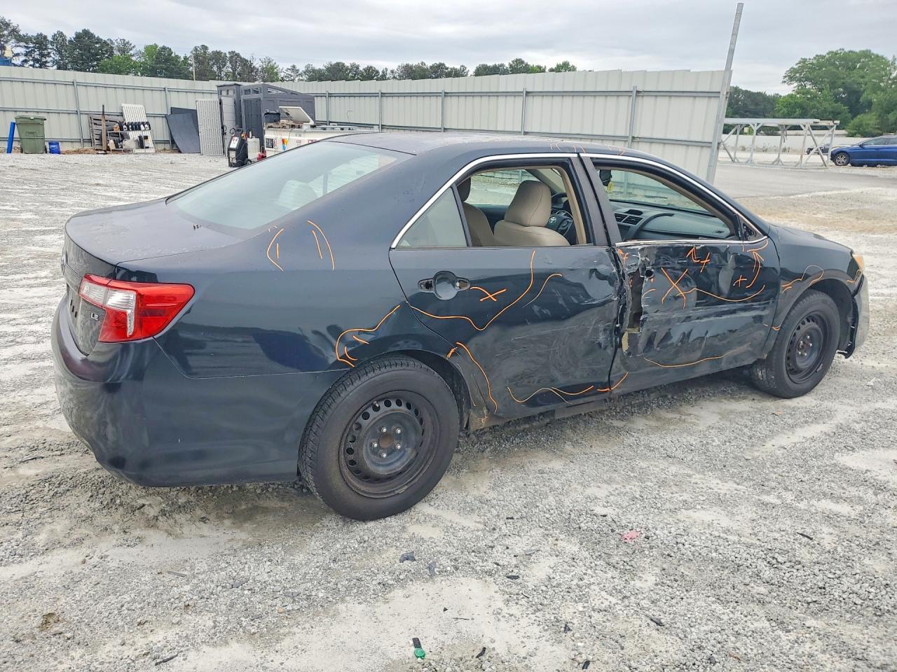 2012 TOYOTA CAMRY