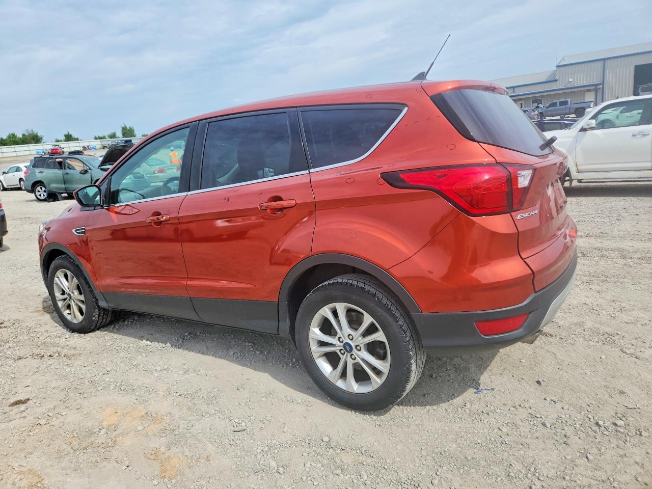 2019 FORD ESCAPE