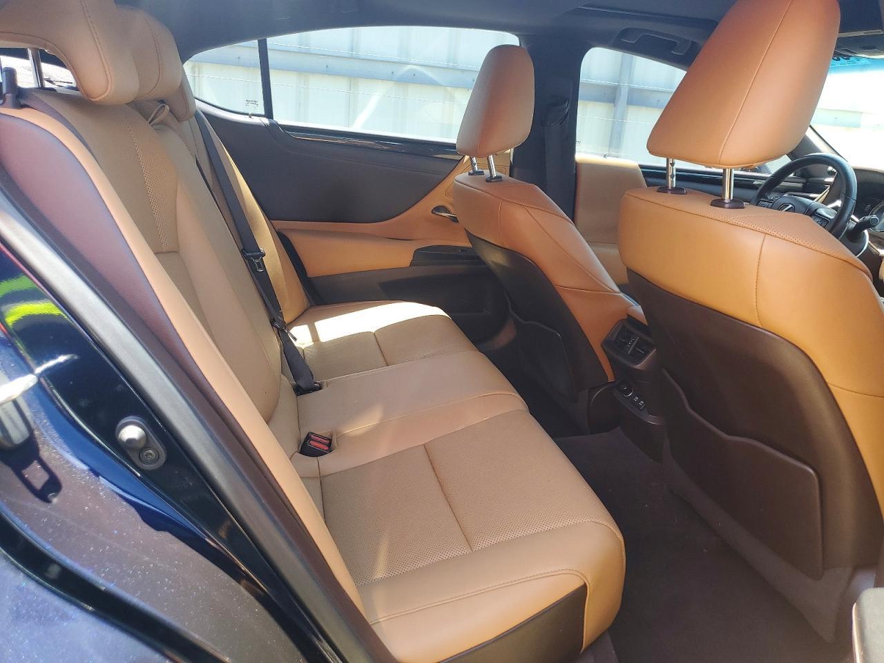 2021 LEXUS ES 350