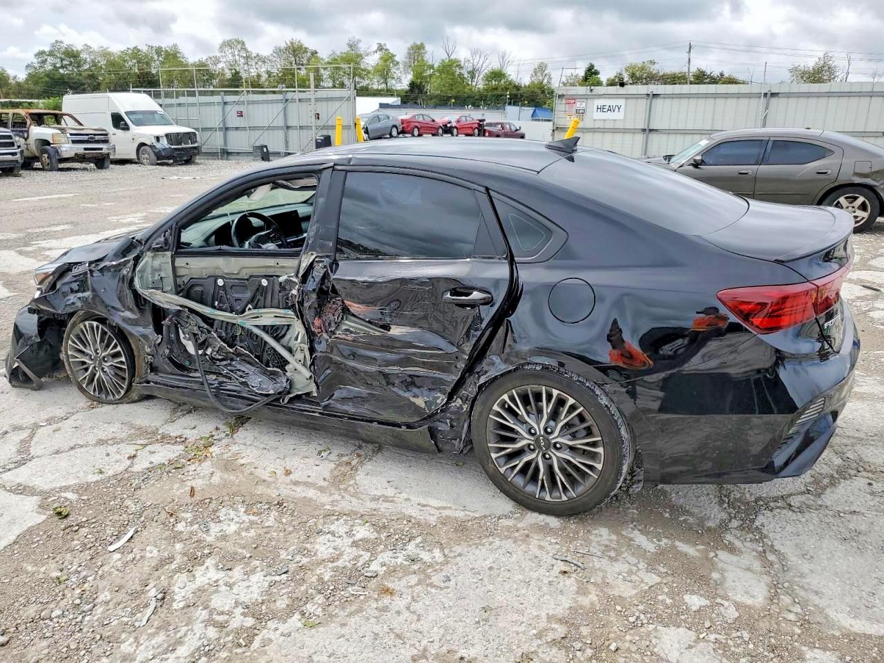 2022 KIA FORTE