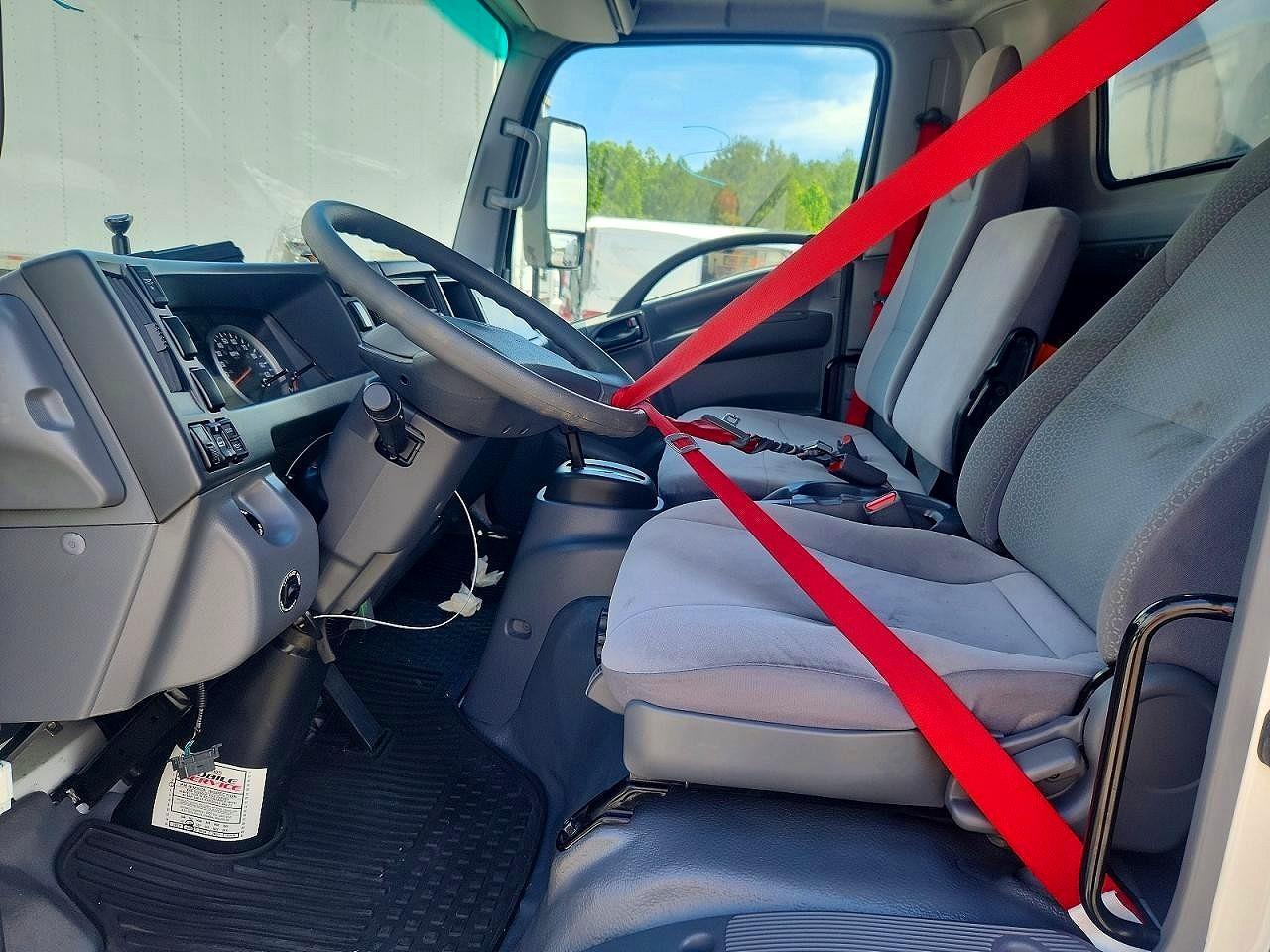 2020 ISUZU NRR
