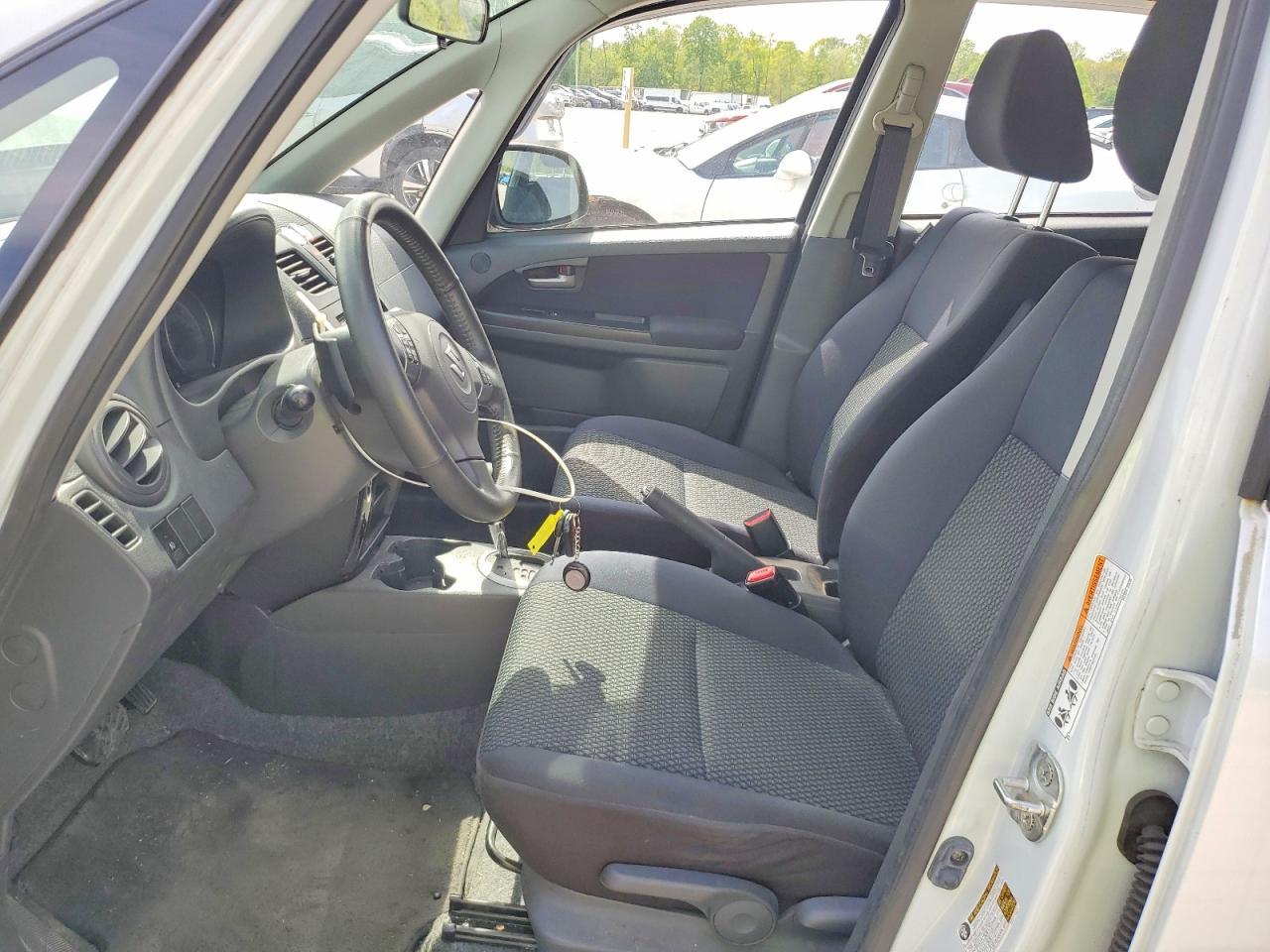 2013 SUZUKI SX4