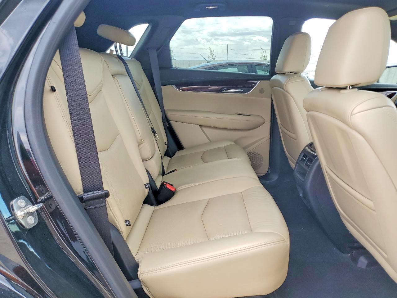 2018 CADILLAC XT5