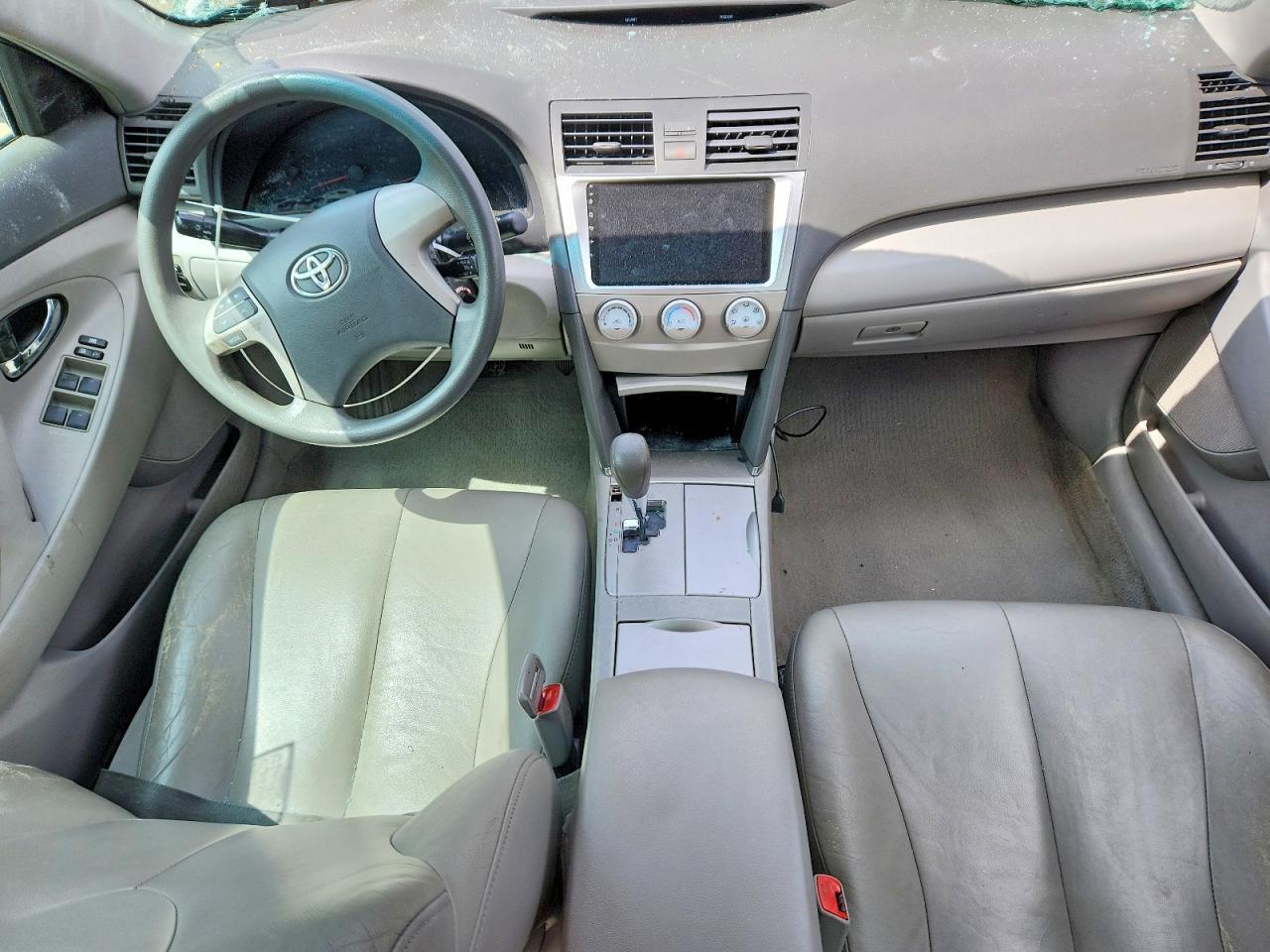 2011 TOYOTA CAMRY