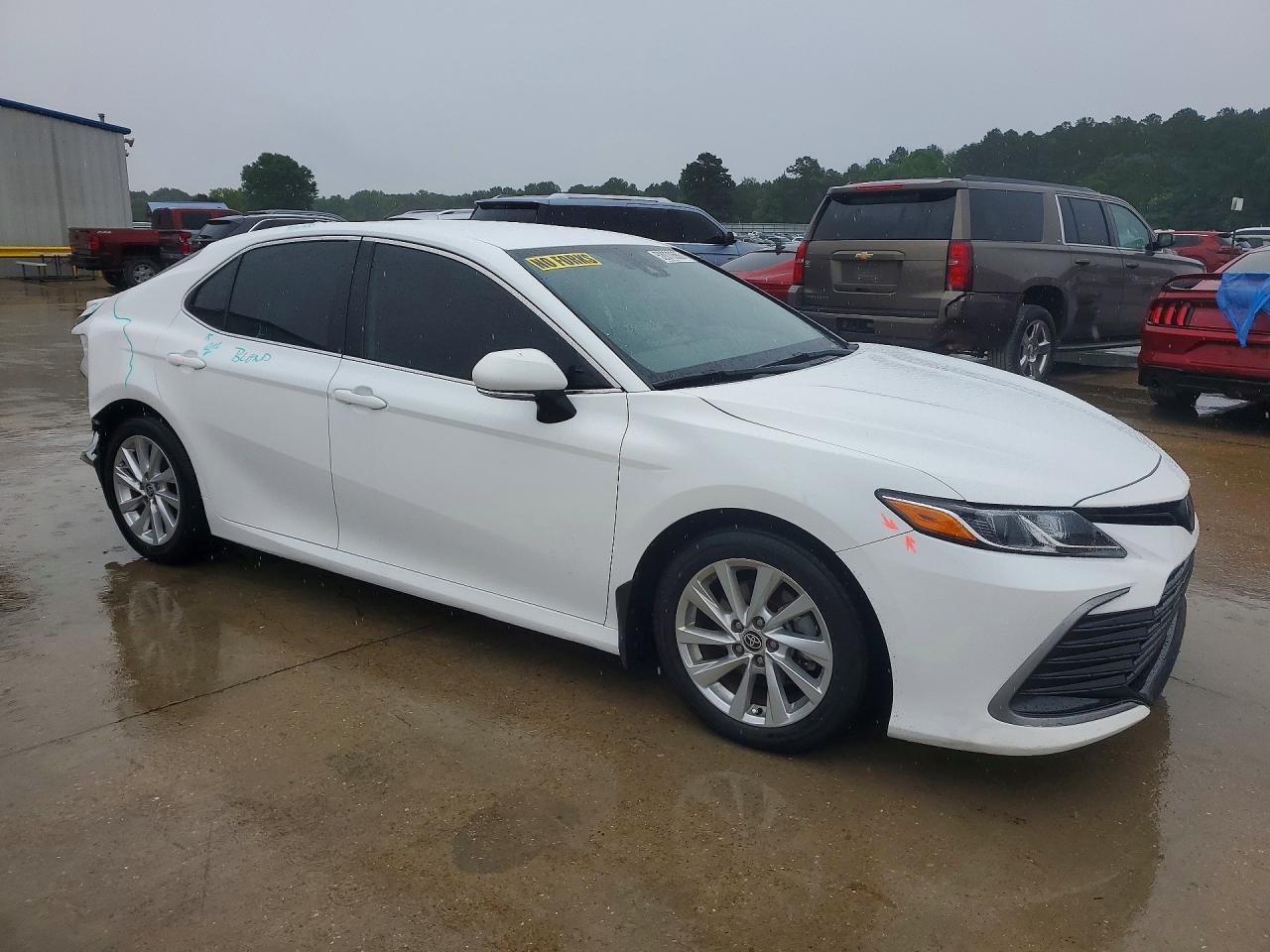 2023 TOYOTA CAMRY
