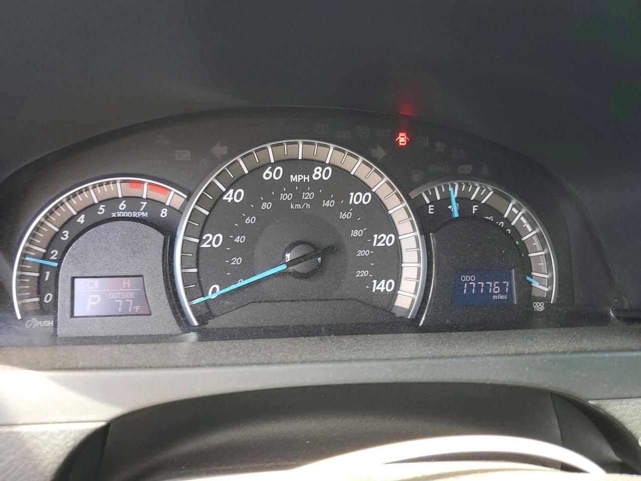2012 TOYOTA CAMRY