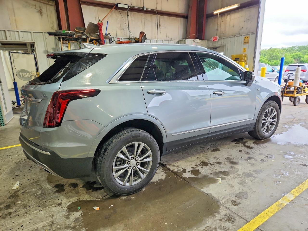 2023 CADILLAC XT5