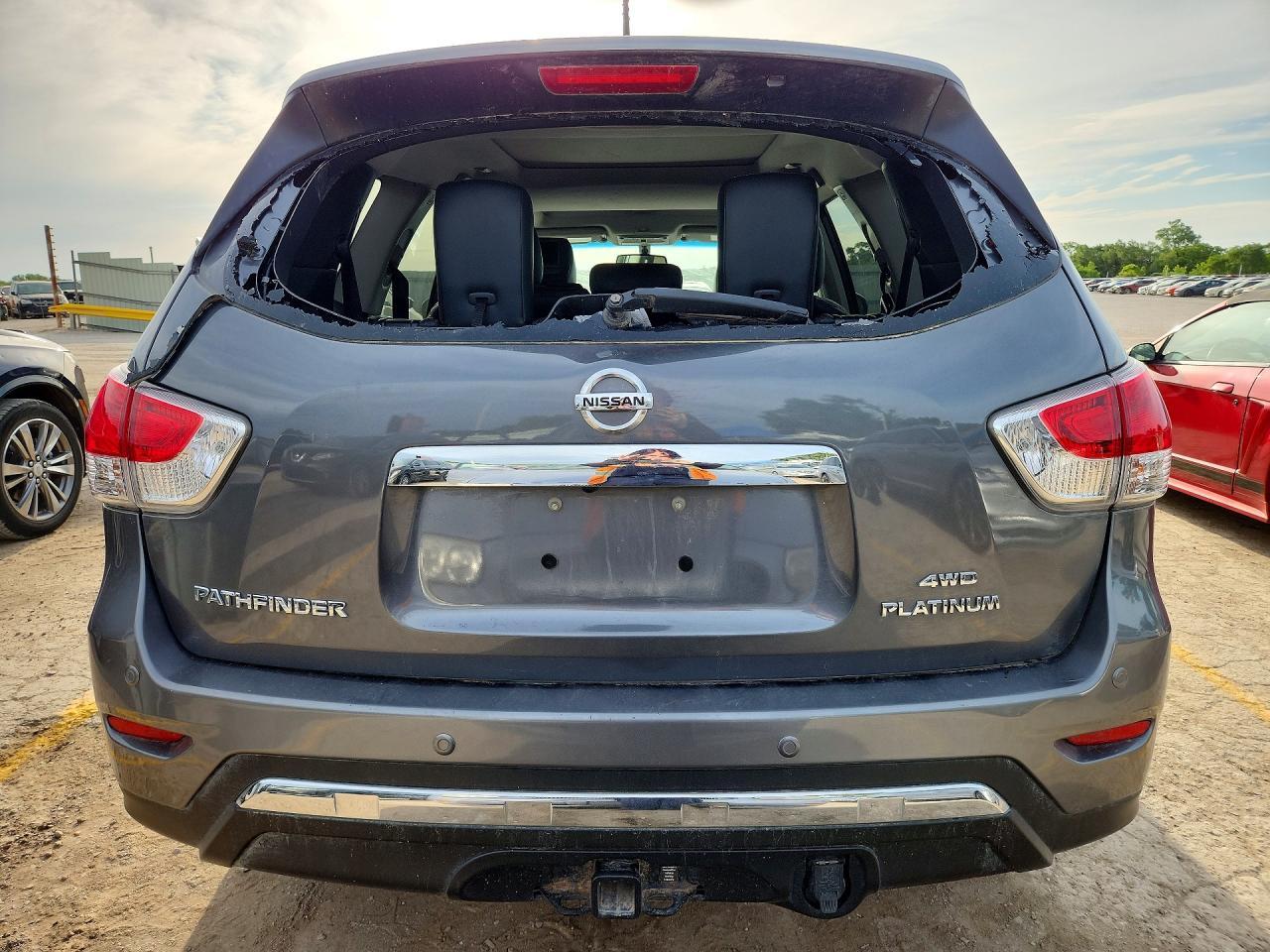 2016 NISSAN PATHFINDER
