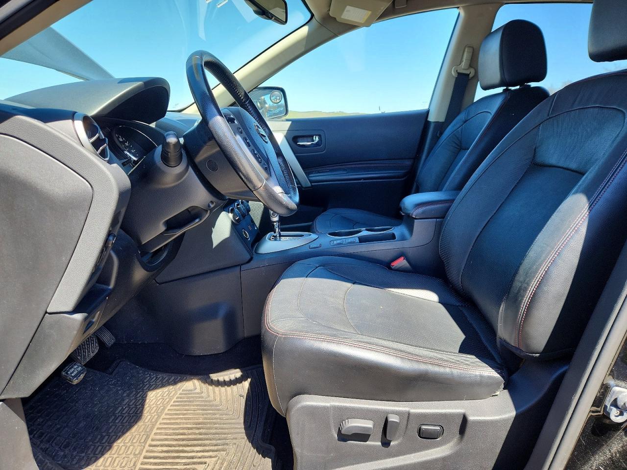2012 NISSAN ROGUE
