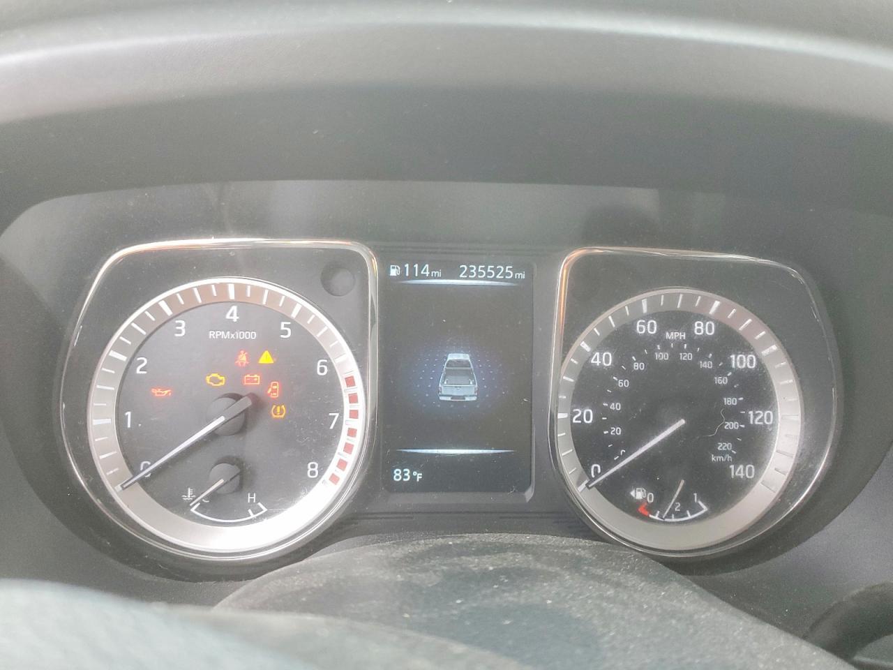 2017 NISSAN Titan