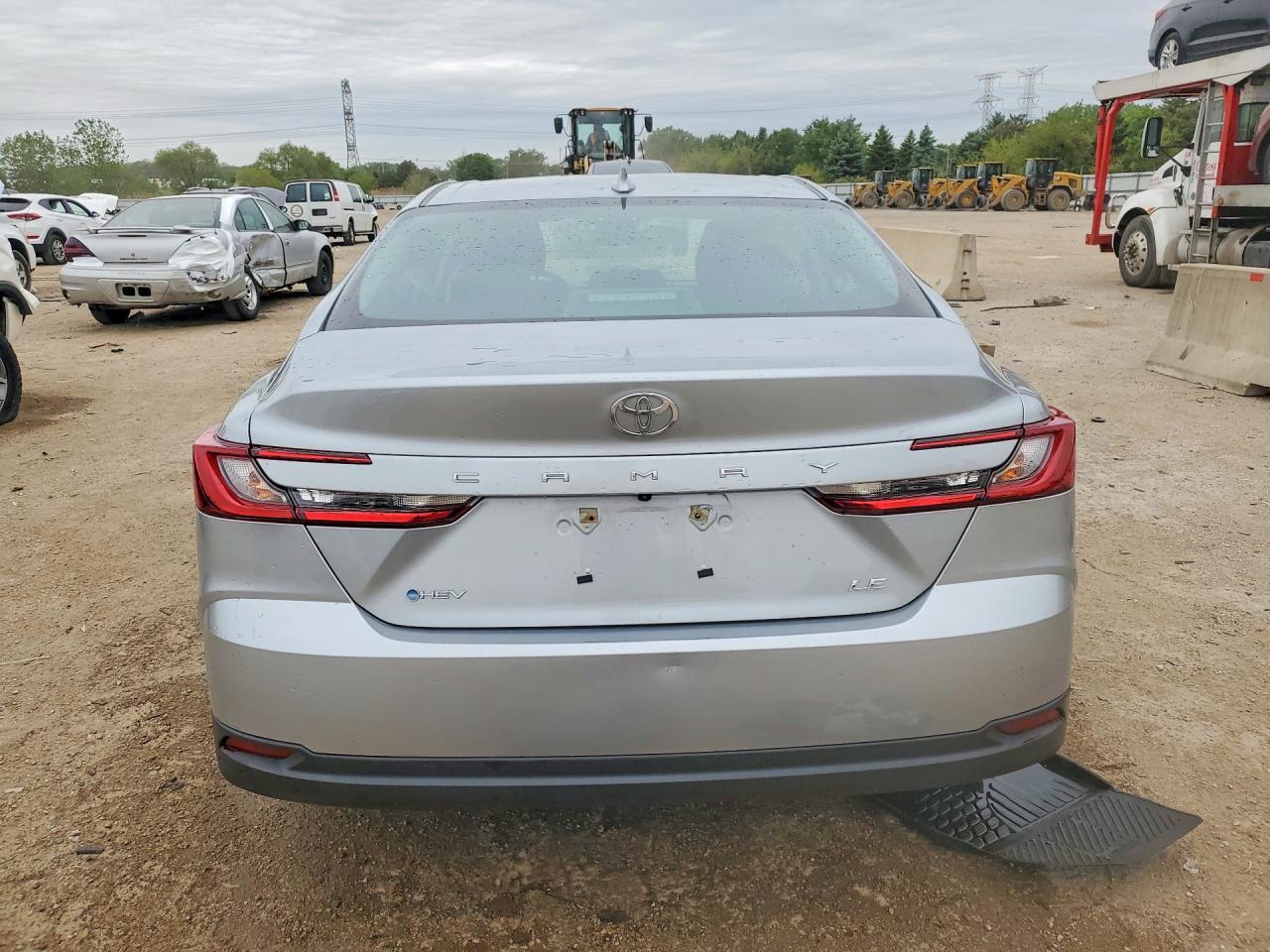2025 TOYOTA CAMRY