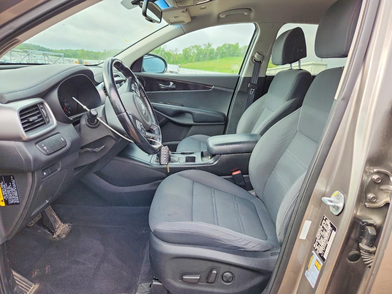 2017 KIA SORENTO