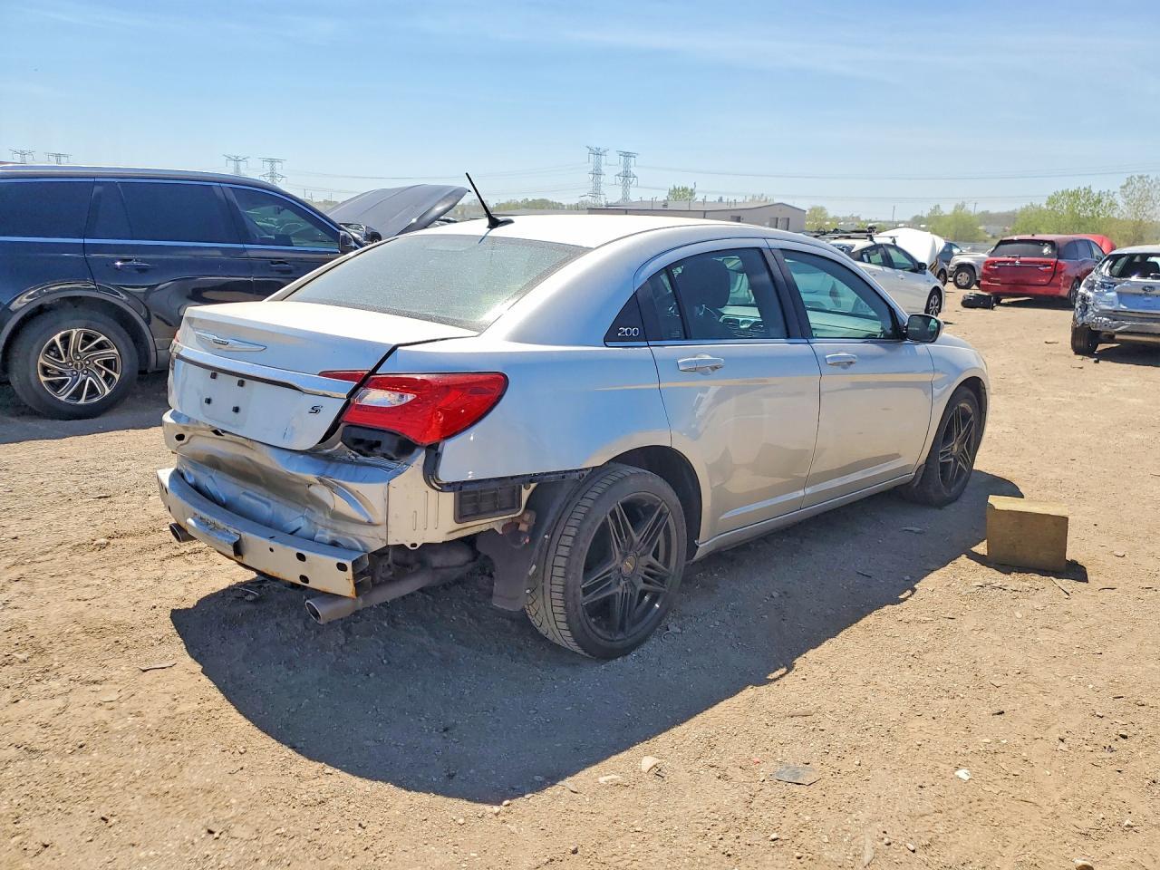 2012 CHRYSLER 200