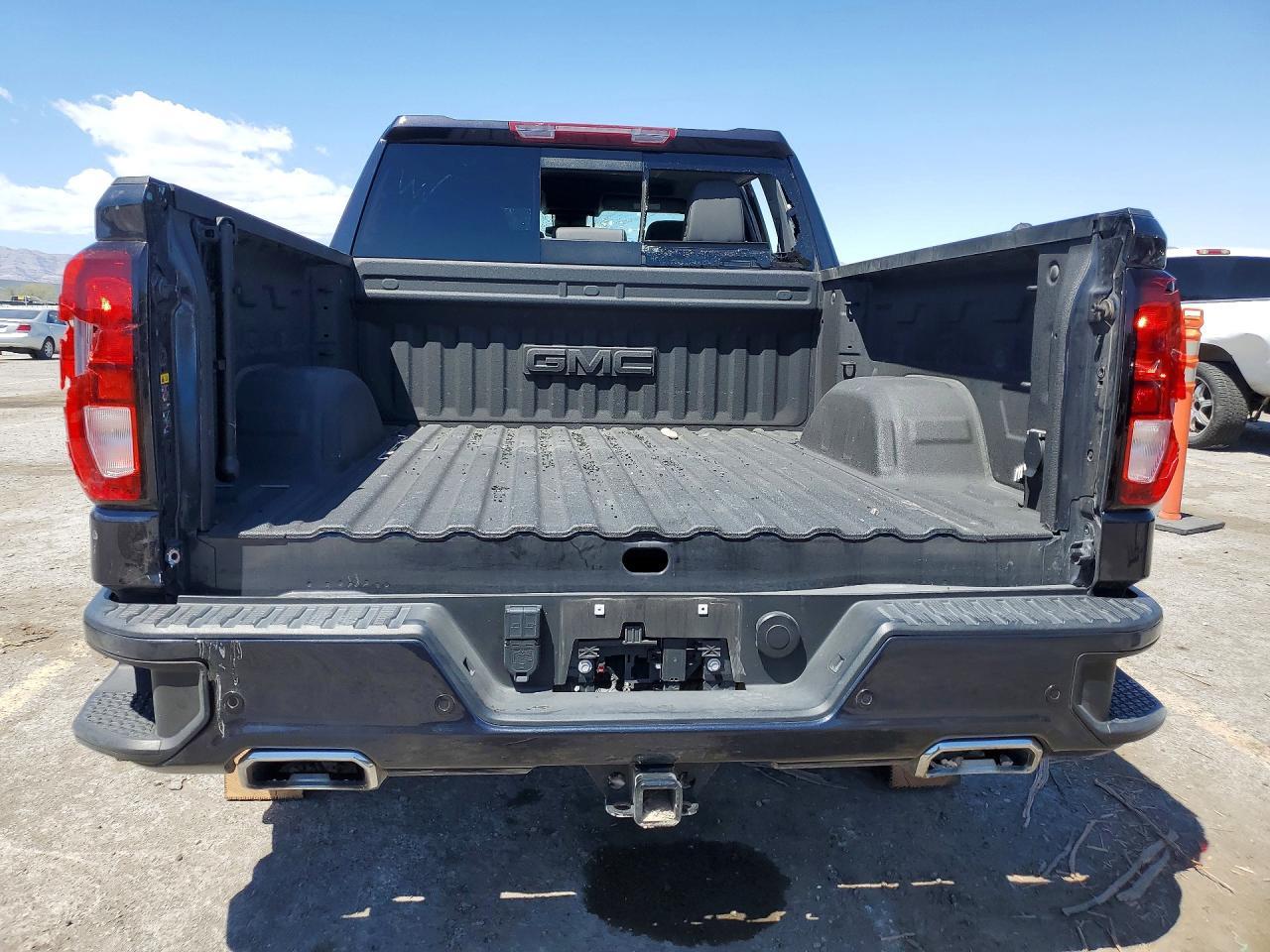 2023 GMC Sierra