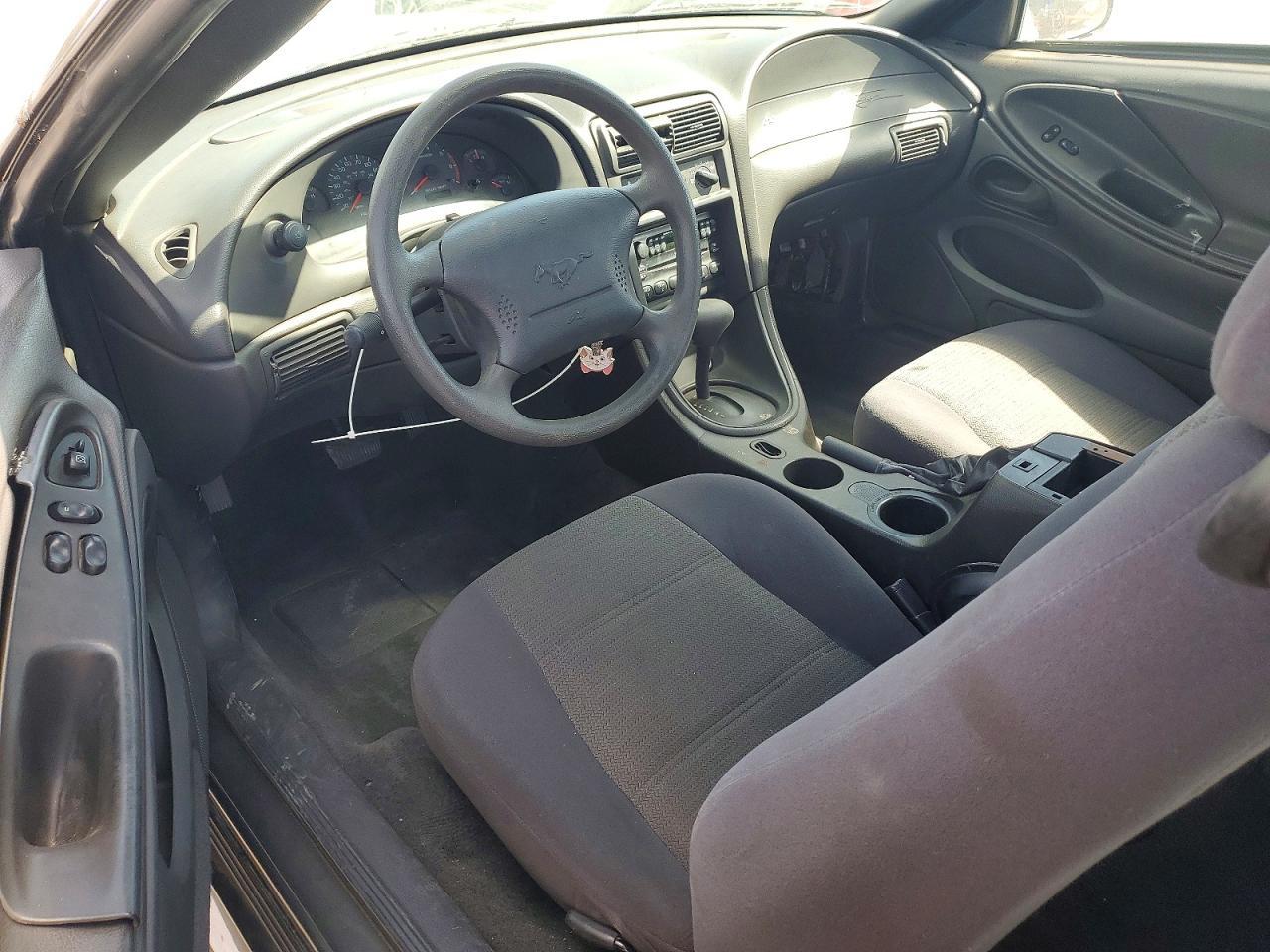 2004 FORD MUSTANG