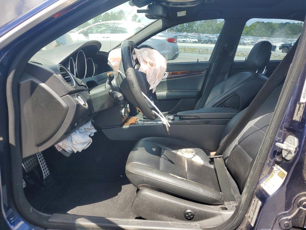 2012 MERCEDES-BENZ C-CLASS