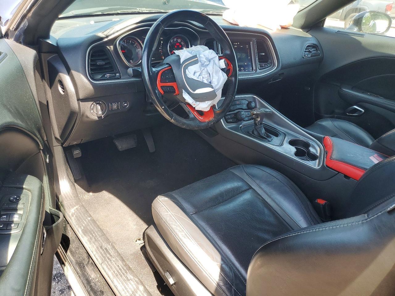 2019 DODGE Challenger
