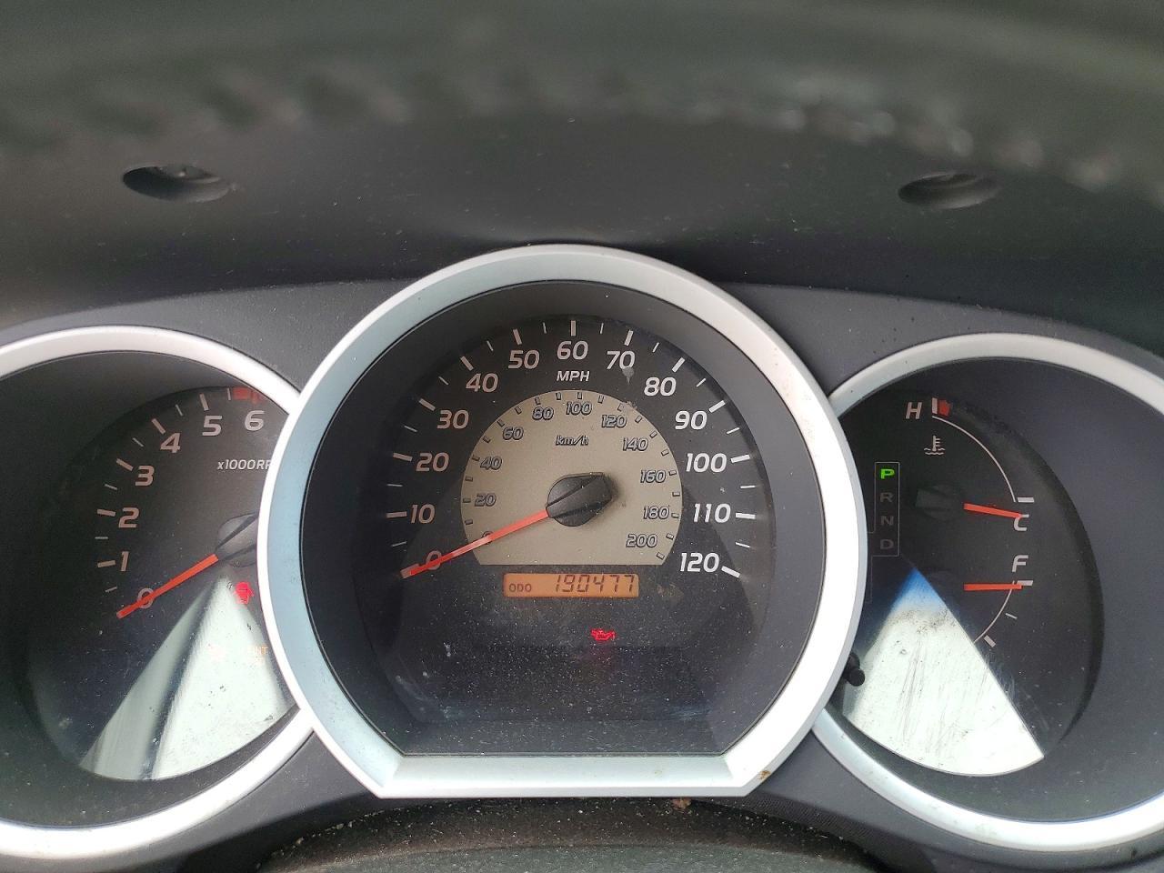 2011 TOYOTA TACOMA