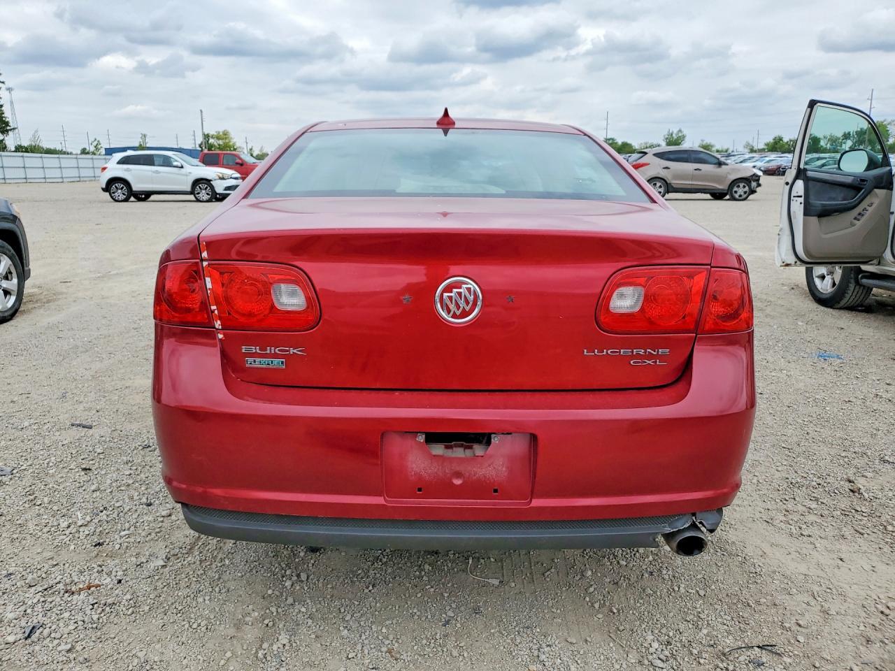 2010 BUICK Lucerne