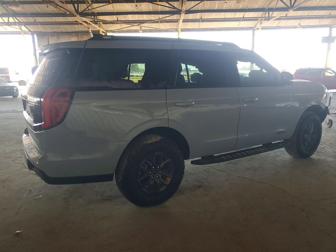 2025 FORD Expedition