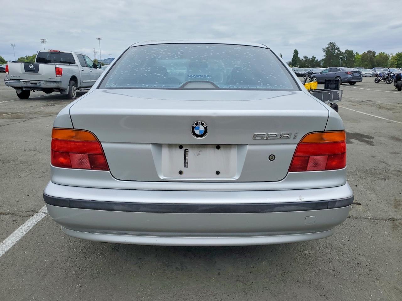 2000 BMW 5 series