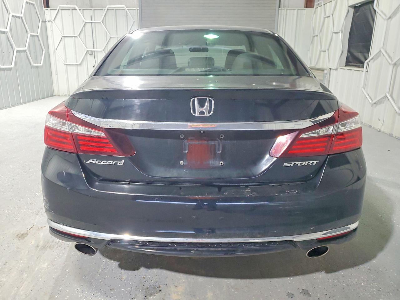 2017 HONDA ACCORD