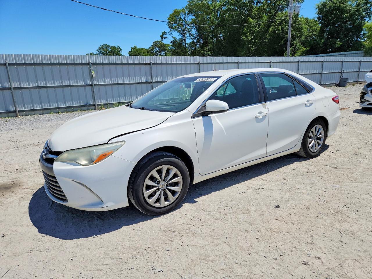 2015 TOYOTA CAMRY