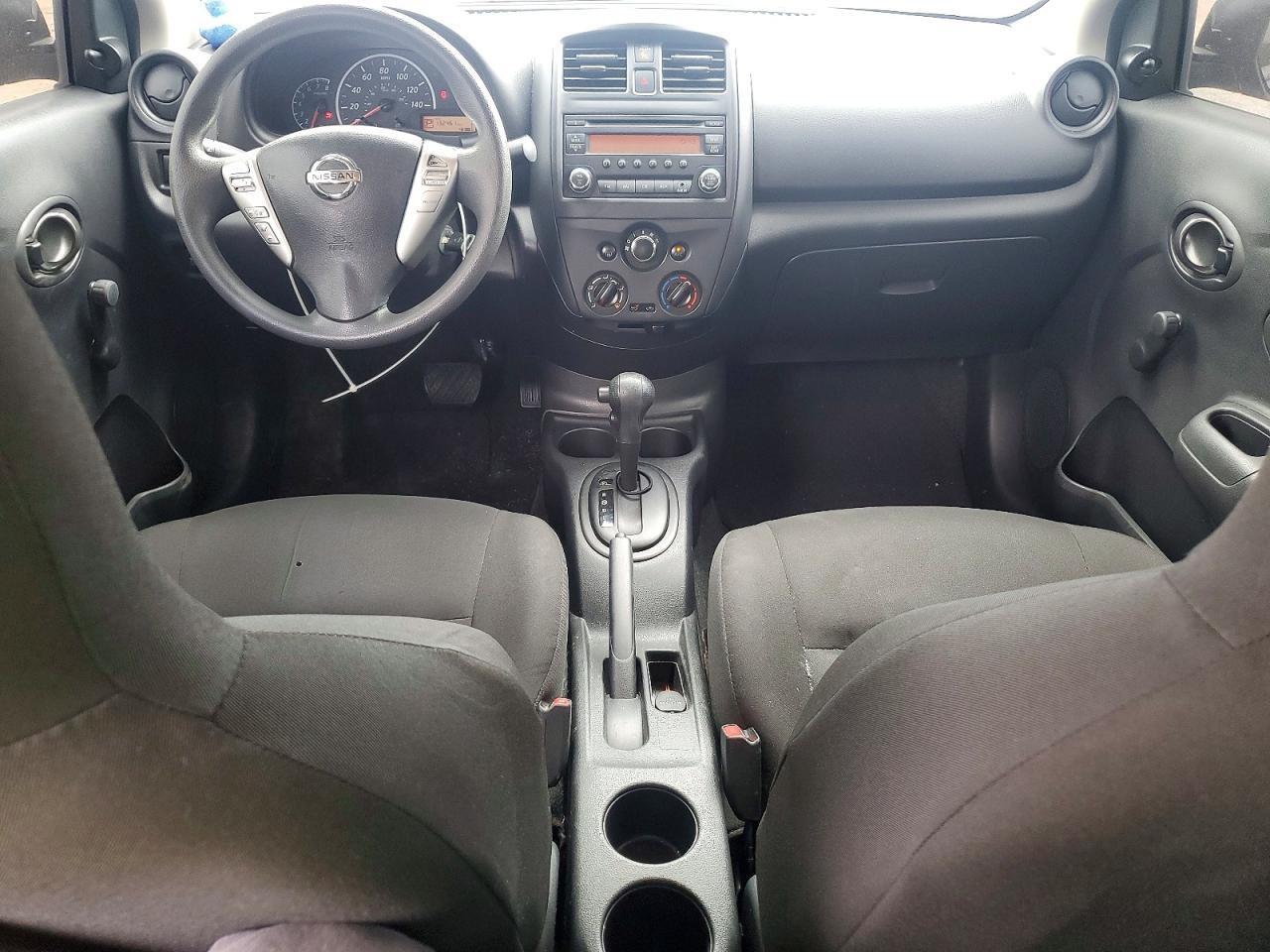 2015 NISSAN VERSA