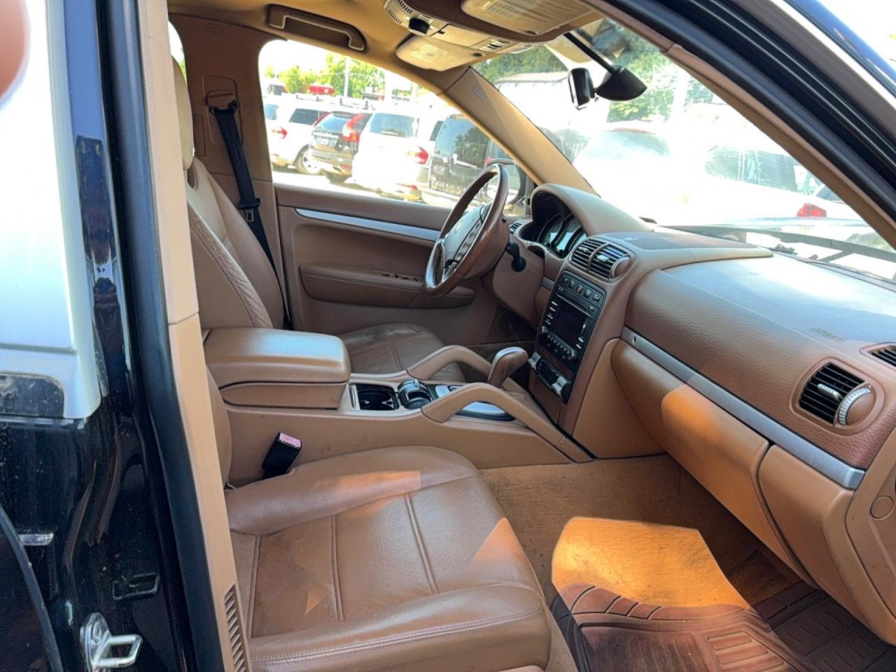 2010 PORSCHE CAYENNE