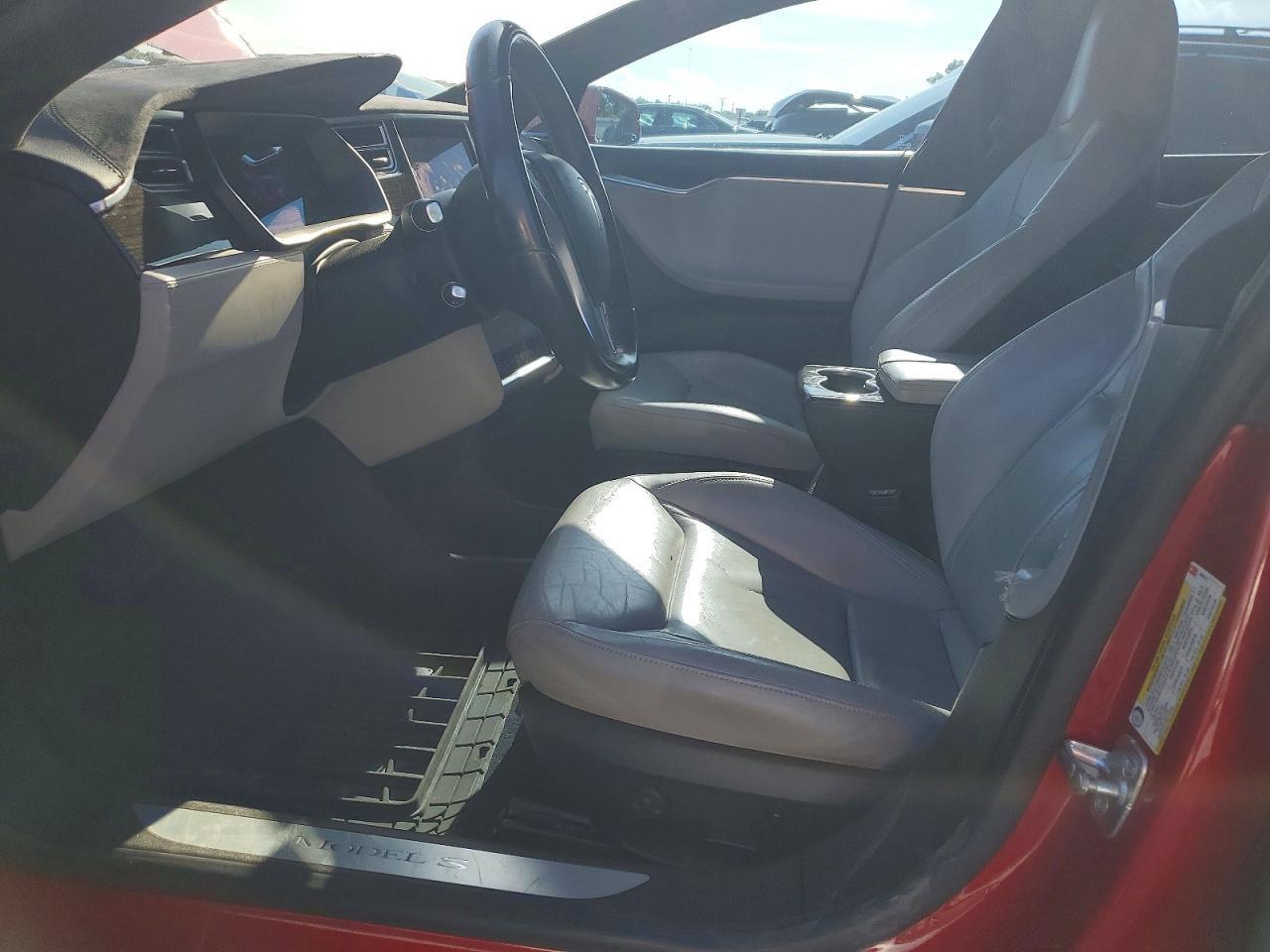 2015 TESLA MODEL S
