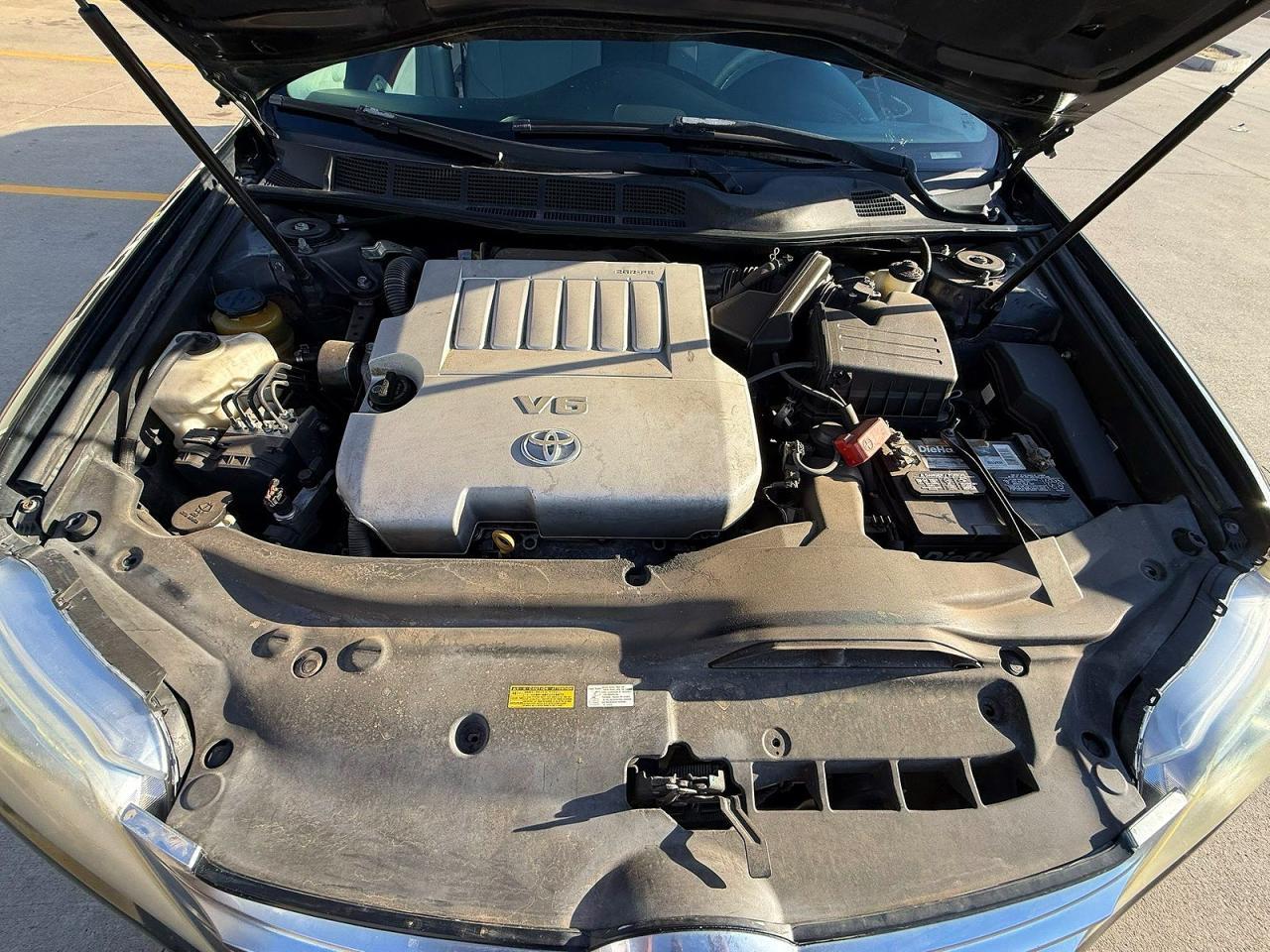 2011 TOYOTA Avalon