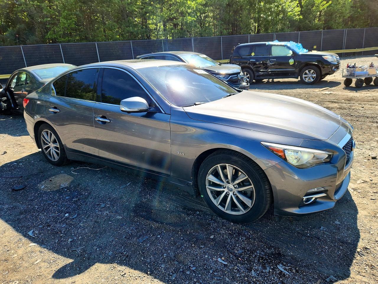 2017 INFINITI Q50