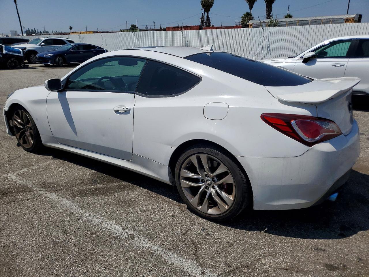 2013 HYUNDAI GENESIS